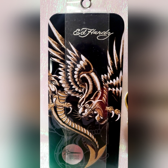 Ed Hardy bundle - Picture 9 of 10